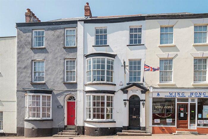 3 Bedroom Terraced House For Sale In High Street, Honiton, EX14
