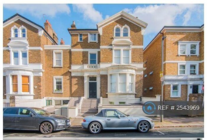 2 Bedroom Flat To Rent In Altenburg Gardens, London, SW11