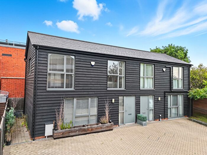 3 Bedroom Semi-detached House For Sale In Kitchener Mews, Chase Side, Enfield, EN2