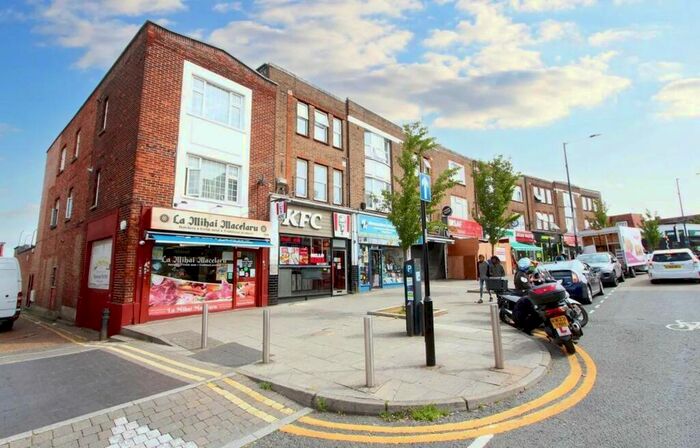 1 Bedroom Apartment To Rent In Neasden Lane, London, NW10