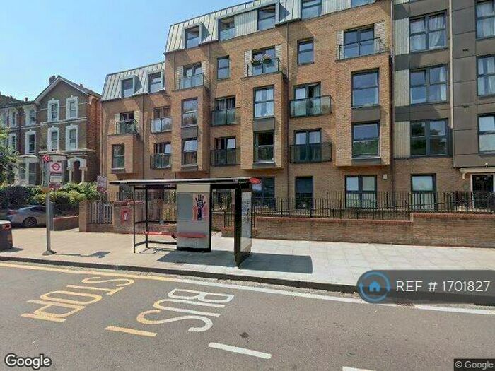3 Bedroom Flat To Rent In Jacob House, London, E8
