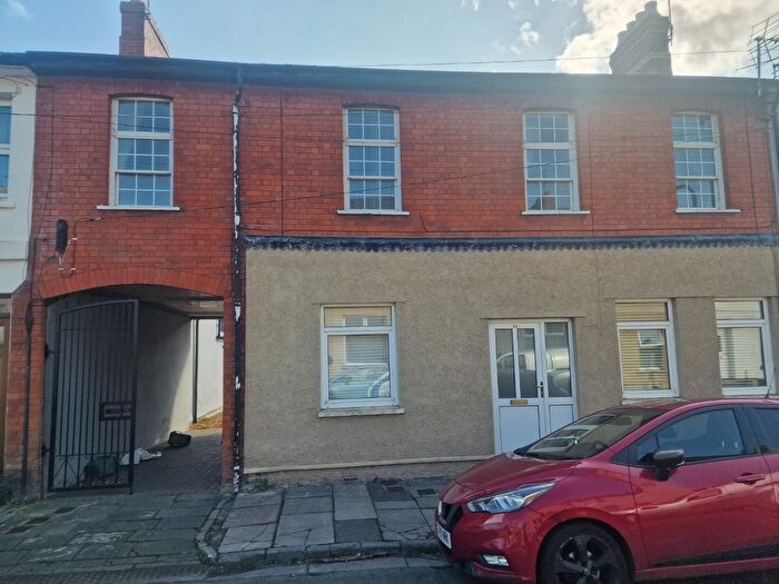 2 Bedroom Flat To Rent In Salop Street, Penarth, CF64