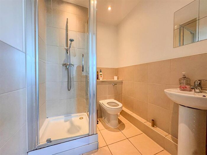 2 Bedroom Flat For Sale In Angel Lane, London, E15