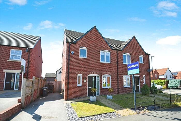 3 Bedroom Semi-Detached House For Sale In Wheatsheaf Way, Clowne, Chesterfield, S43