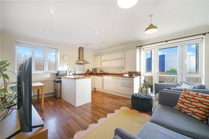 2 Bedroom Flat For Sale In Anerley Station Road, London, SE20