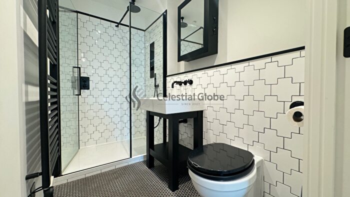 2 Bedroom Apartment To Rent In Heritage Walk, Kingston Upon Thames, Surrey, KT1