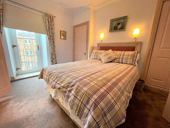 1 Bedroom Flat To Rent In St Mary Street, Swansea, SA1