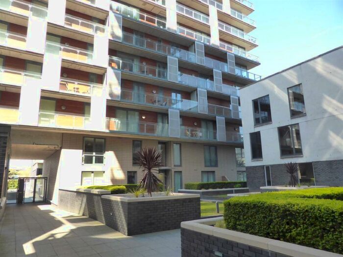 1 Bedroom Flat To Rent In Spectrum, Block Blackfriars Road, Salford, M3