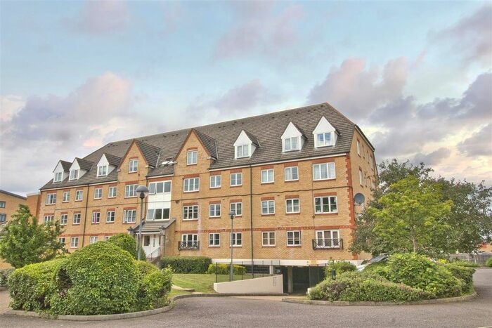 2 Bedroom Flat To Rent In Trinity House, Station Road, Borehamwood, WD6