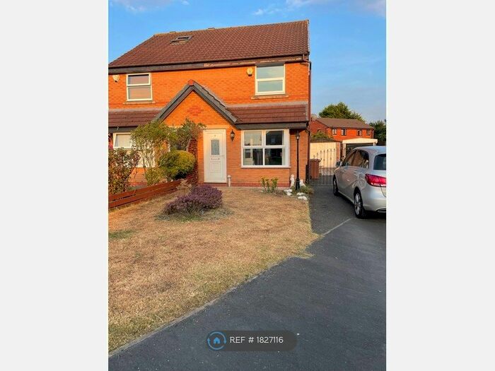3 Bedroom Semi-Detached House To Rent In Shiregreen, St. Helens, WA9