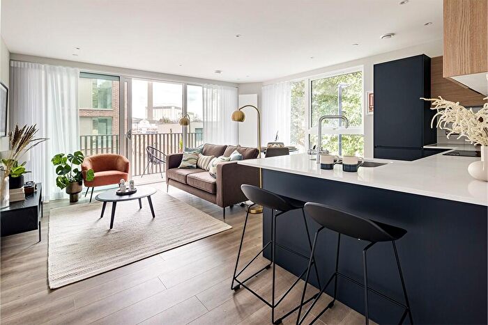 2 Bedroom Apartment To Rent In Neptune Wharf, London, SE8