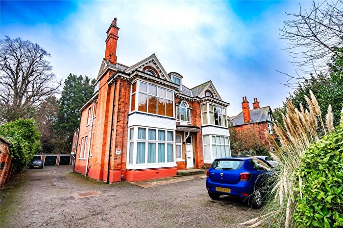 2 Bedroom Apartment To Rent In Bargate, Grimsby, Ne Lincolnshire, DN34