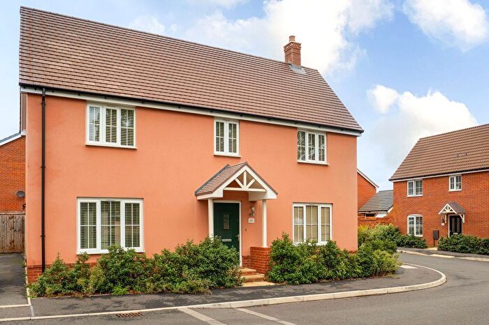 4 Bedroom Detached House For Sale In Phoenix Way, Norwich, NR5