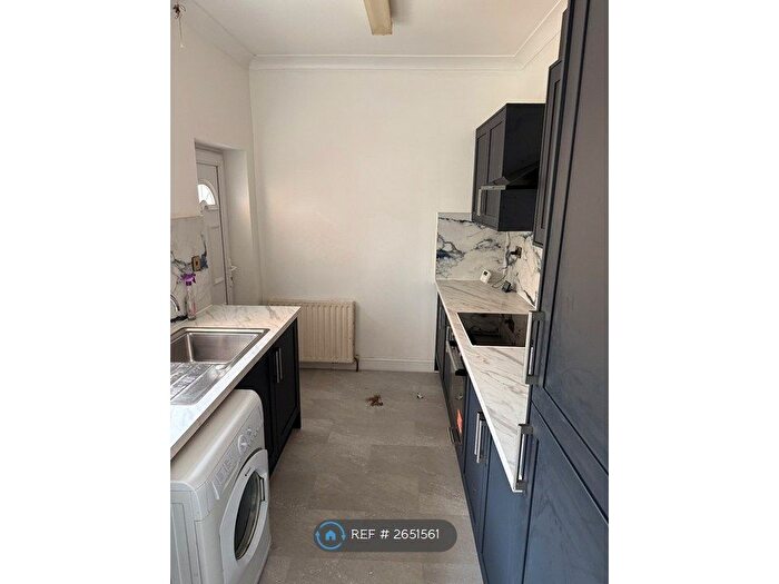 2 Bedroom Terraced House To Rent In Woodland Terrace Concord, Washington, NE37