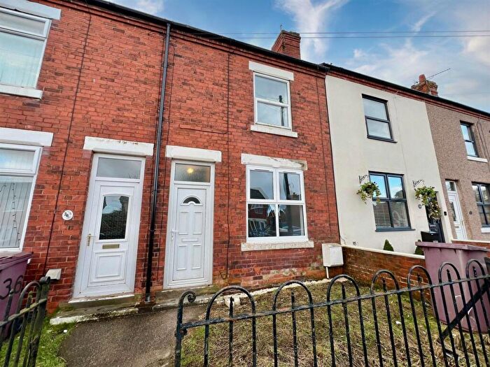 2 Bedroom Terraced House To Rent In John Street, Clay Cross, S45