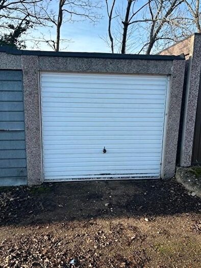 Parking To Rent In The Broadway, Greenford, UB10