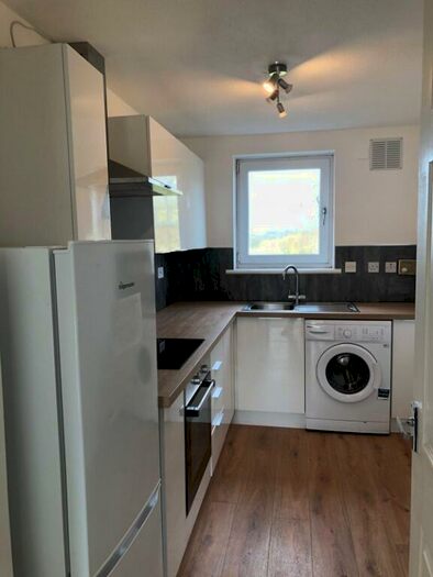 2 Bedroom Flat To Rent In Easterhouse Road, Glasgow, G34