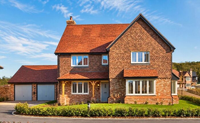 5 Bedroom Detached House For Sale In Orchard View, View Road, Cliffe Woods, Kent., ME3