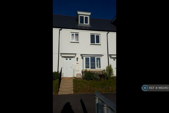 3 Bedroom Terraced House To Rent In Laroche Walk, Bodmin, PL31