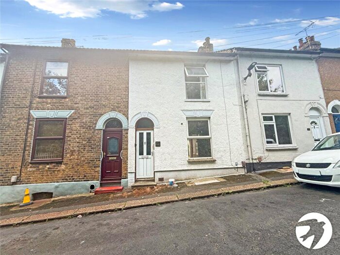 3 Bedroom Terraced House To Rent In Herman Terrace, Chatham, Kent, ME4