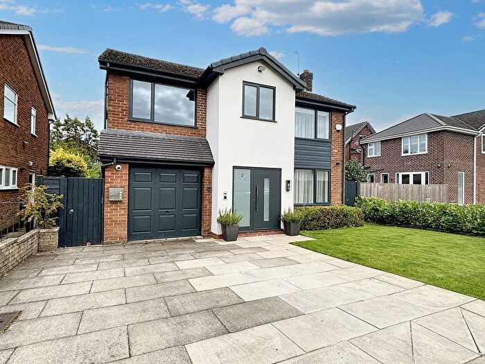 4 Bedroom Detached House For Sale In Grovehurst, Swinton, M27