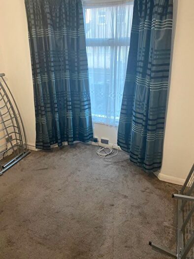 5 Bedroom Terraced House To Rent In Westdown Road, Stratford, E15