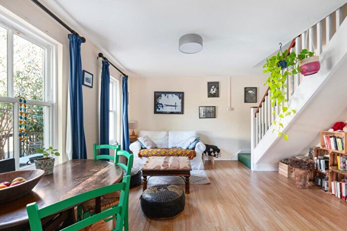 2 Bedroom Semi-Detached House To Rent In Rossendale Way, NW1