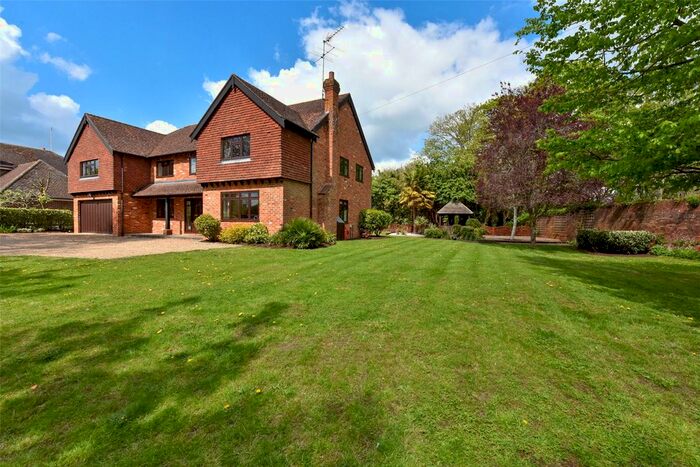 5 Bedroom Detached House To Rent In Mill Lane, Hurley, Maidenhead, Berkshire, SL6