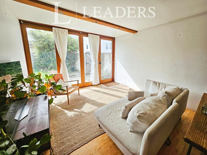 3 Bedroom Town House To Rent In Vere Road, Brighton, BN1