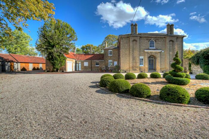 7 Bedroom Detached House For Sale In Chelmsford Road, Margaret Roding, Dunmow, Essex, CM6