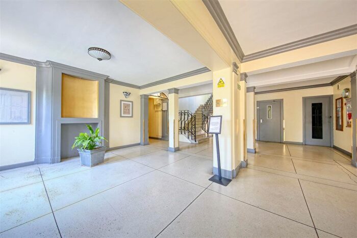 1 Bedroom Flat To Rent In Brixton Hill Court, Brixton Hill, SW2