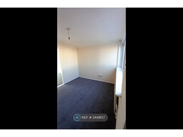 3 Bedroom Terraced House To Rent In Westmoreland Rise, County Durham, SR8