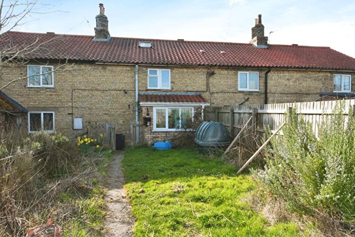 2 Bedroom Terraced House For Sale In Grange-de-Lings, Lincoln, Lincolnshire, LN2