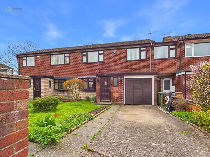 3 Bedroom Semi Detached House For Sale In Arbor Way, Chelmsley Wood, Birmingham, B37