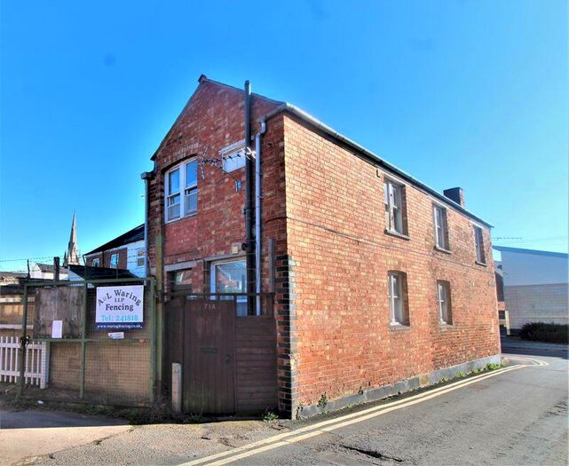 2 Bedroom Semi-Detached House To Rent In New Street, Cheltenham, GL50