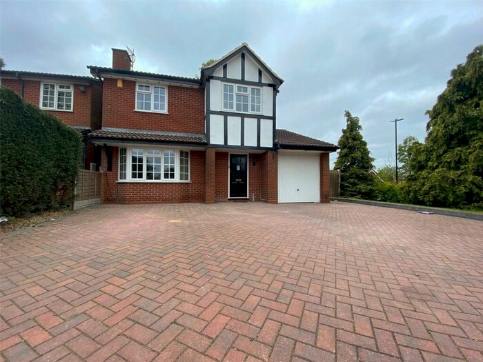 4 Bedroom Detached House To Rent In Reddicap Hill, Sutton Coldfield, West Midlands, B75