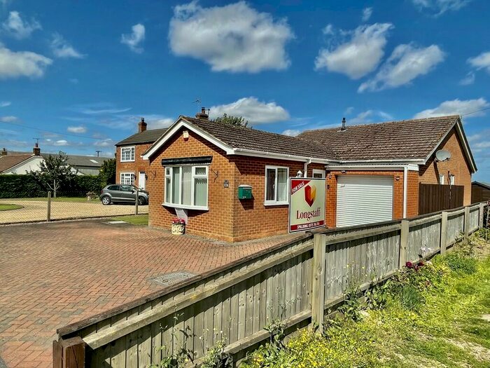 2 Bedroom Detached Bungalow For Sale In Moulton Chapel Road, Cowbit, PE12