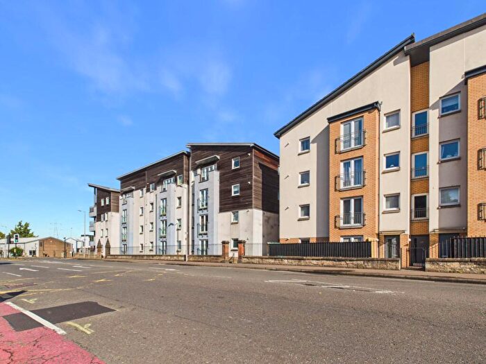 2 Bedroom Flat For Sale In Cambuslang Road, Glasgow, G72