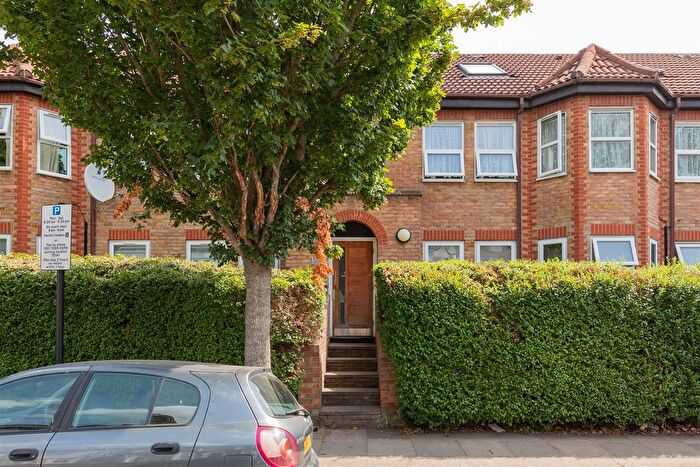 2 Bedroom Flat For Sale In Maryland Park, Newham, E15
