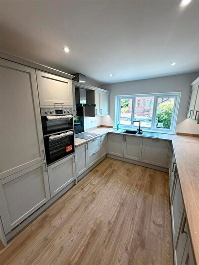 2 Bedroom House To Rent In Water Lane, Wilmslow, SK9
