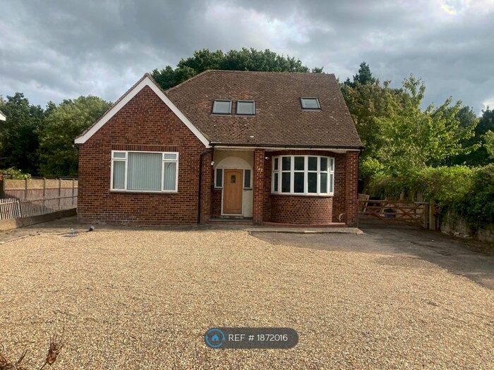 4 Bedroom Detached House To Rent In Grange Road, Guildford, GU2