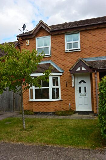 3 Bedroom Semi-Detached House To Rent In Aldwell Close, Wootton Fields, Northampton, Northants, NN4