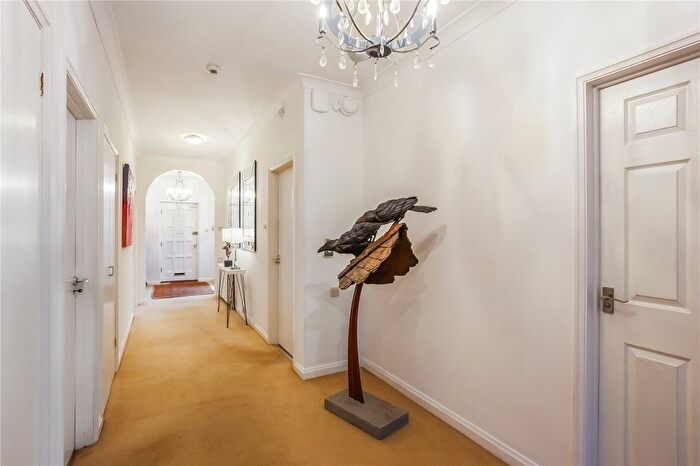 3 Bedroom Bungalow For Sale In Cherry Orchard, Tenterden, Kent, TN30