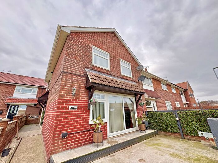 3 Bedroom Semi Detached House For Sale In Normanby Close, Seaham, County Durham, SR7