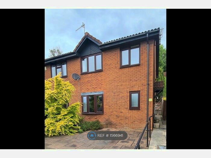 3 Bedroom Semi-Detached House To Rent In Crown Walk, Machen, Caerphilly, CF83