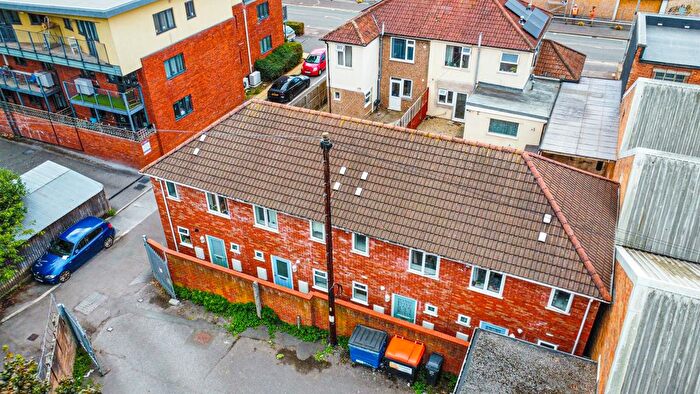 2 Bedroom Semi-Detached House To Rent In Wilsons Yard, Priory Bridge Road, Taunton, TA1