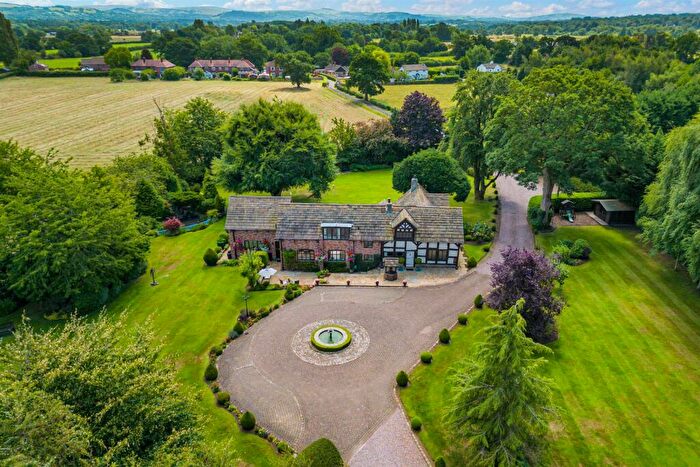 5 Bedroom Detached House For Sale In Woodford Lane, Mottram St Andrew, SK10