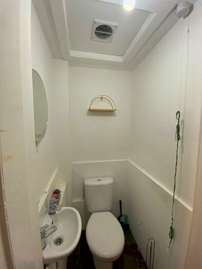 3 Bedroom Flat To Rent In Mulberry Place, Newhaven, Edinburgh, EH6