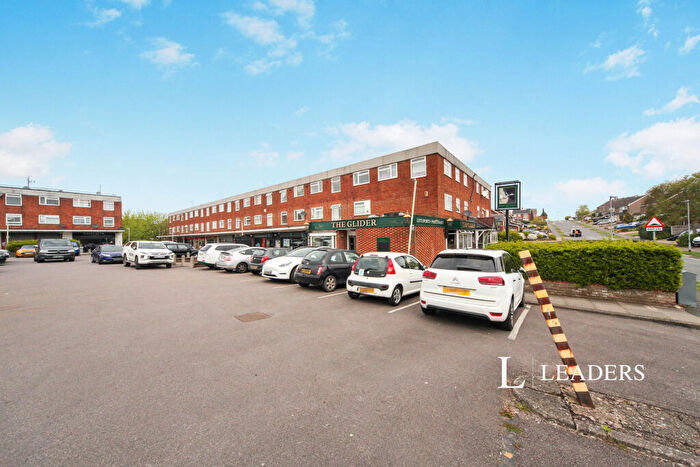 2 Bedroom Flat To Rent In Lowther Road -, LU6