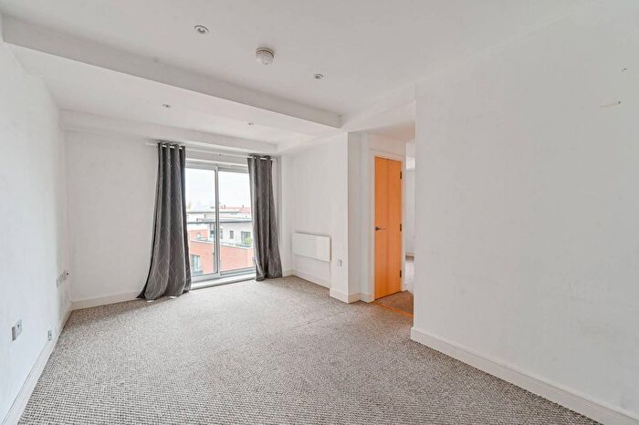 1 Bedroom Flat For Sale In Hither Green Lane, Hither Green, London, SE13